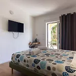 Guest house Mariposa San Teodoro (Sardinia)