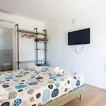 Mariposa Guest house