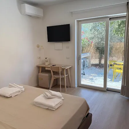 Mariposa Guest house