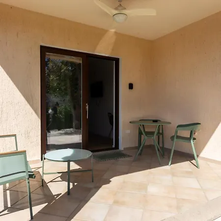 Mariposa 3* סאן תאודורו